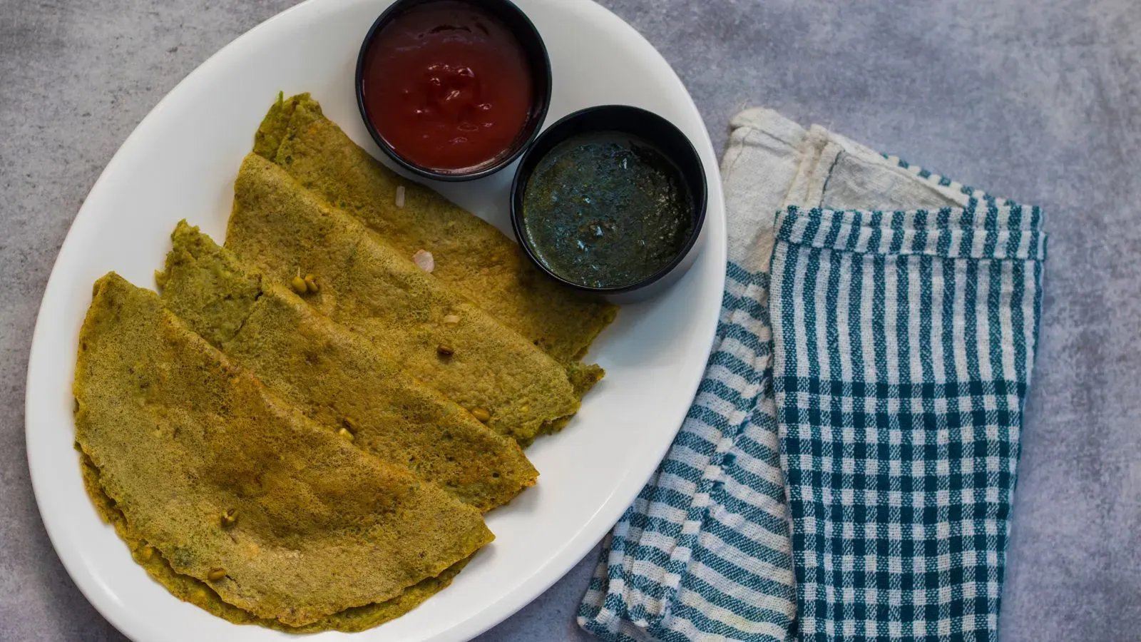 moong daal chila in a plate